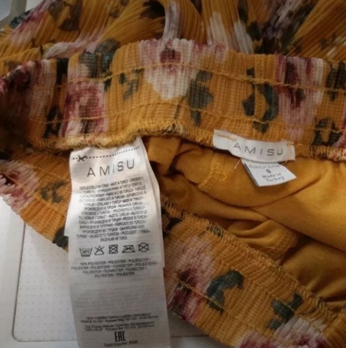 Short plissé fille  neuf Amisu - photo numéro 4