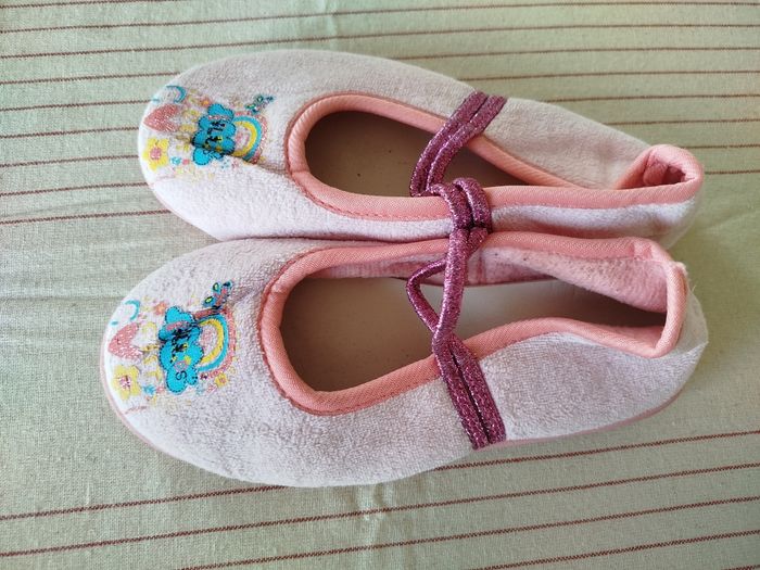 Chaussons pointure 30 - photo numéro 4