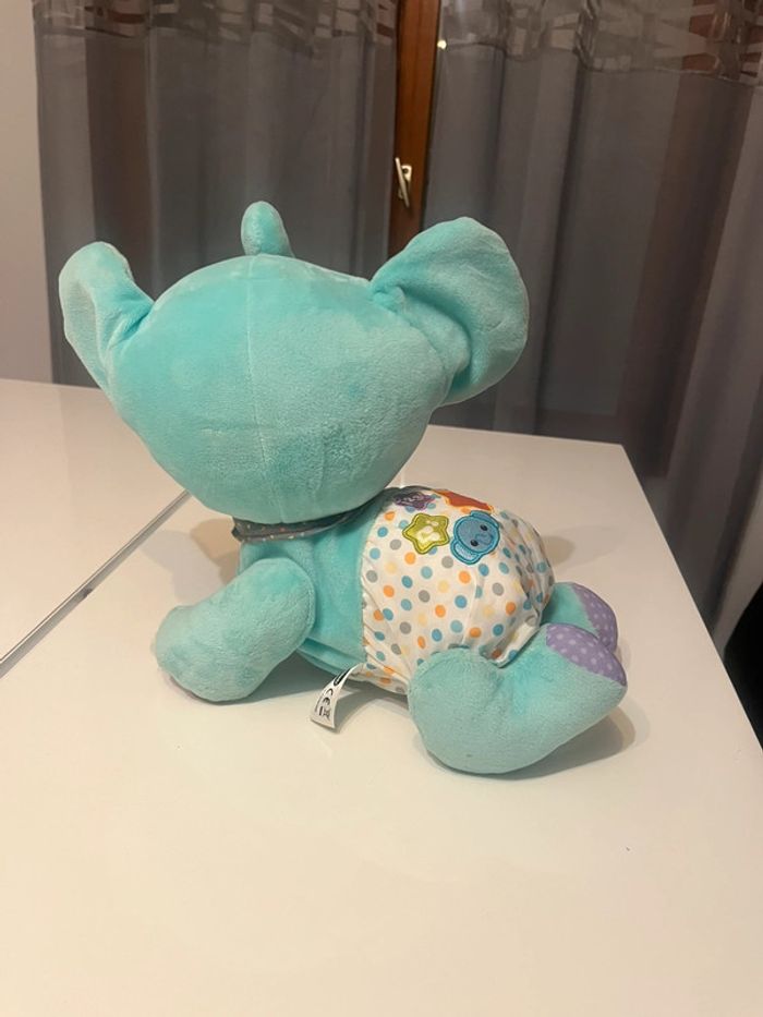 Éléphant interactif - photo numéro 2