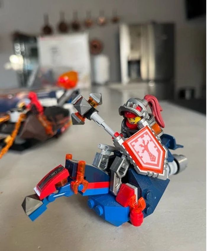 Lego nexo Knight 70314 le chariot de feu - photo numéro 2