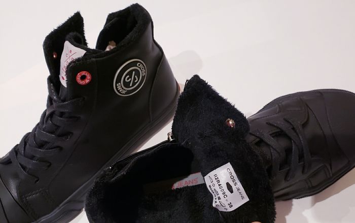 Chaussures Unisexes Black Cross Jeans Neuves Taille 38 - photo numéro 4