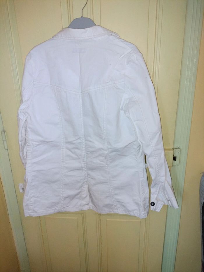 Veste - photo numéro 2