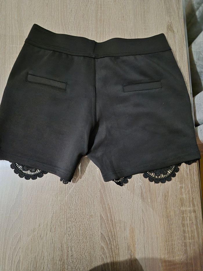 Short court - photo numéro 2