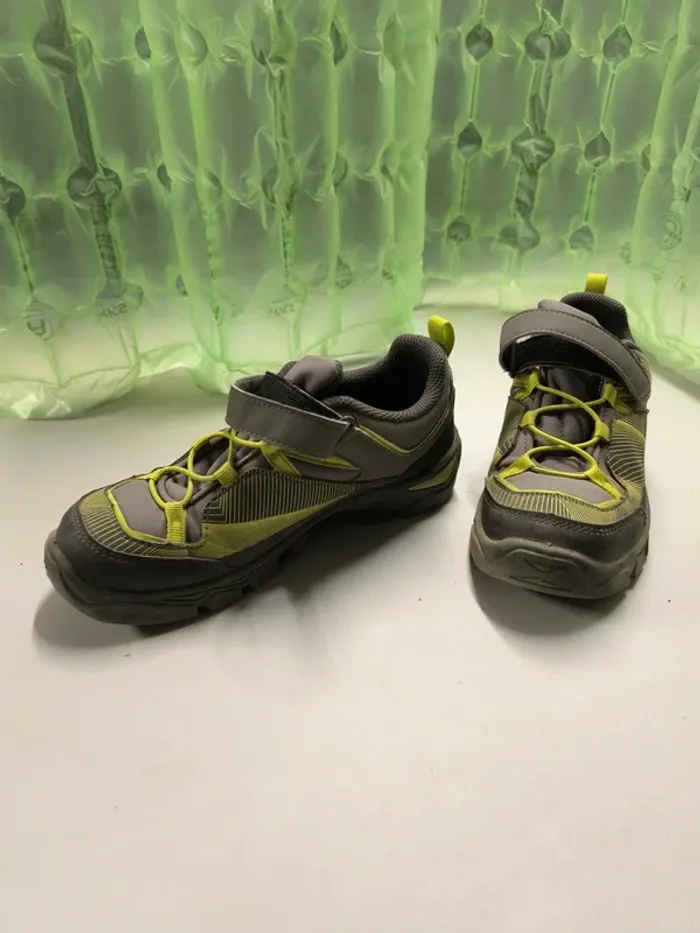 Chaussure de randonnées enfant Quechua - photo numéro 2