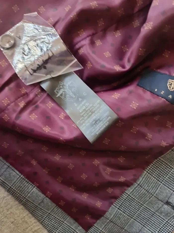 Costume IZAC 3 pièces - photo numéro 7