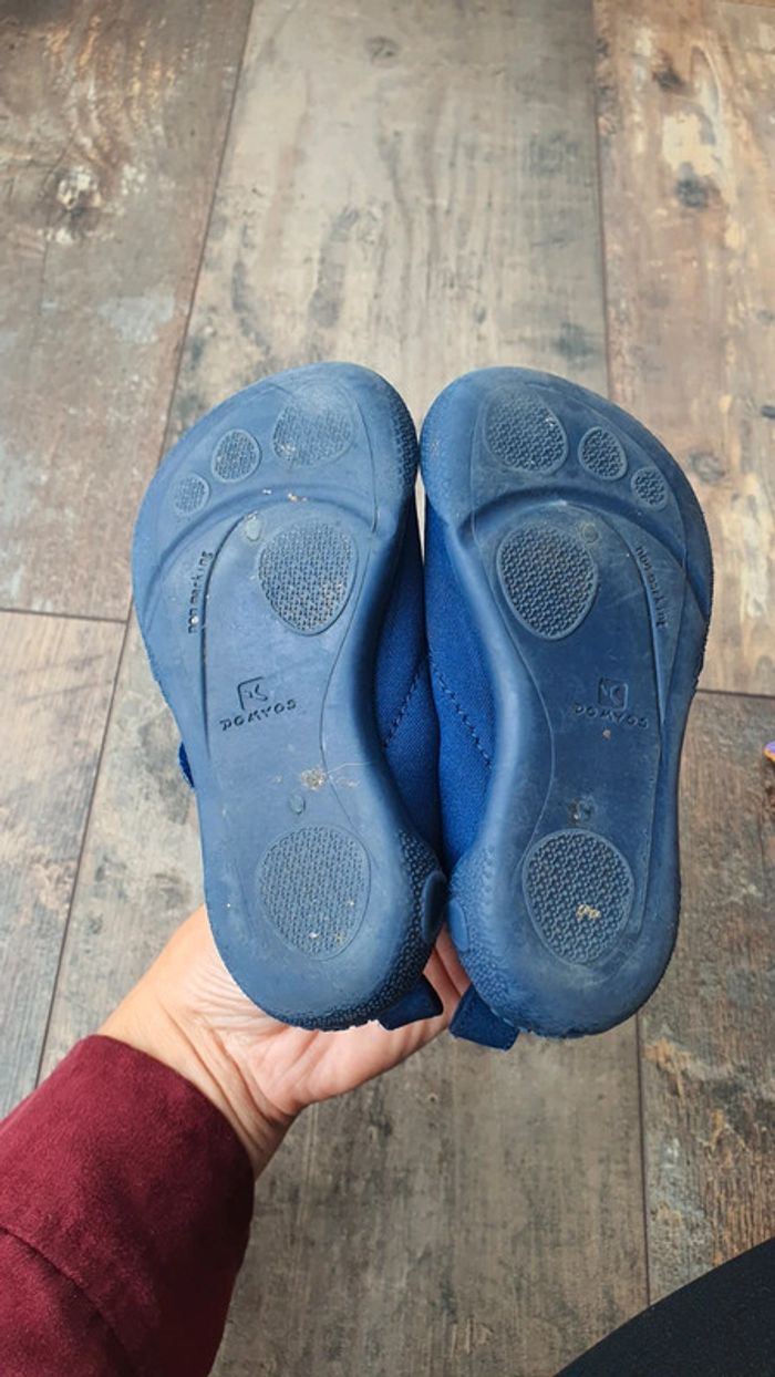 Chaussures domyos taille 19 sans étiquette - photo numéro 2