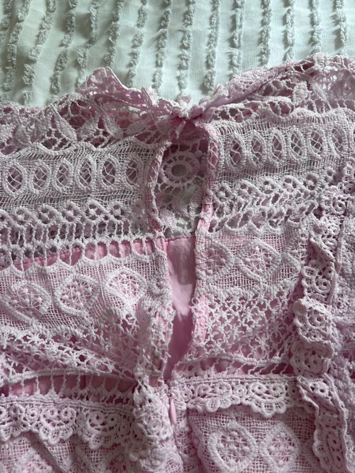 Robe en dentelle rose poudré – Marque En Crème – Taille M - photo numéro 8