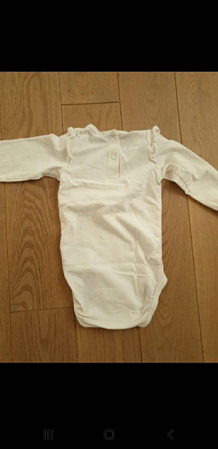 Body taille 74 - photo numéro 3