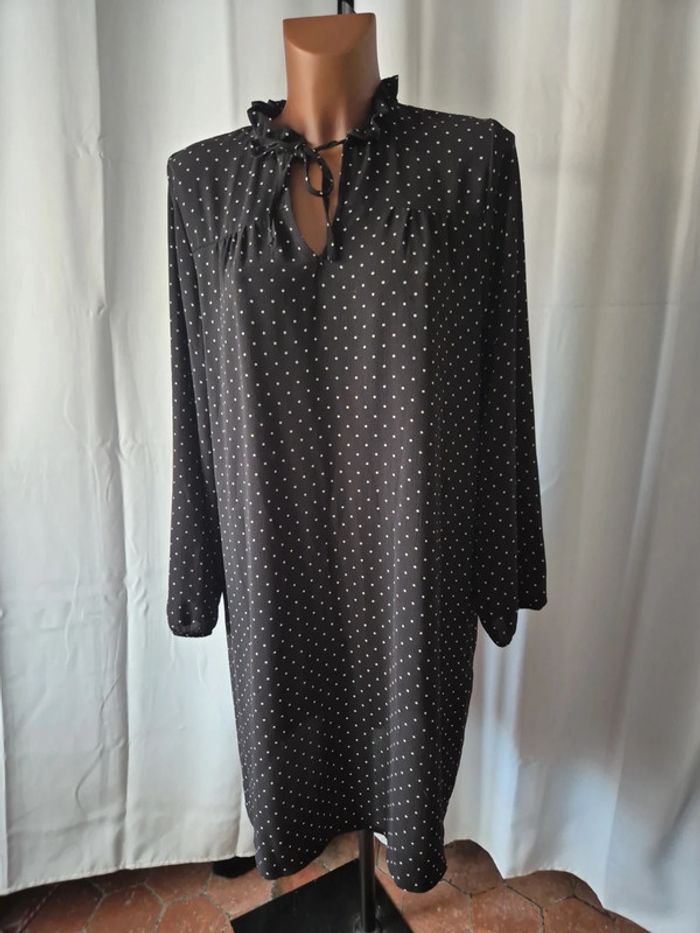 Robe droite manches longues fluide