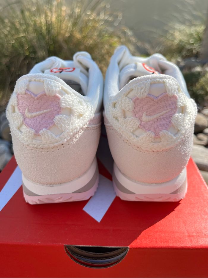 Nike Cortez Valentine’s Day - photo numéro 5