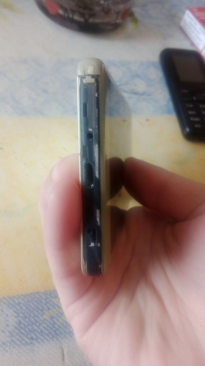 Téléphone portable - photo numéro 2