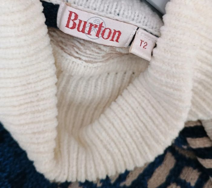Pull d'hiver pour taille 2 burton - photo numéro 4