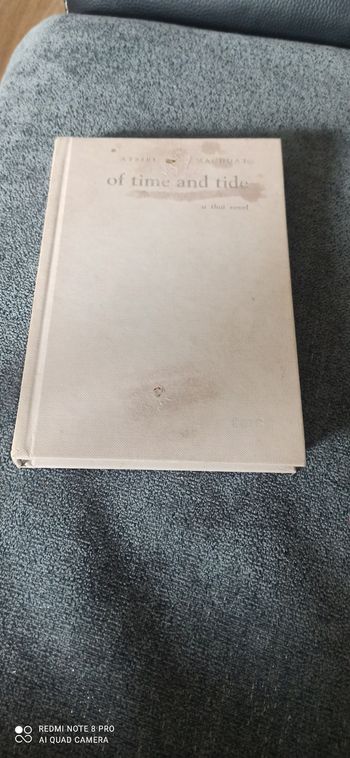 Livre of time and tide