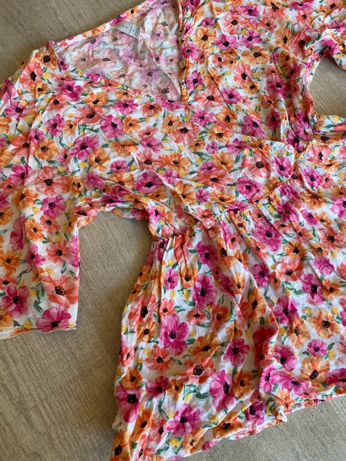 Blouse fleurie manches papillon – taille S femme - photo numéro 2