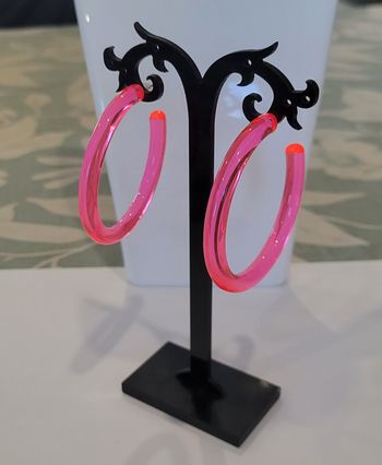 boucles d'oreilles creoles anneaux rose fluo party soirée année 80