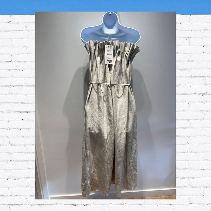 Zara vestido plisado con lino, robe plissée en lin. talla s