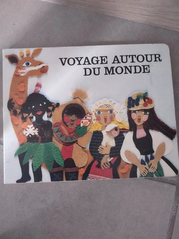 Livre cartonné Voyage autour du monde