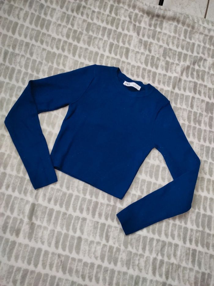 Pull court bleu ras de cou Zara taille S 36 - photo numéro 1