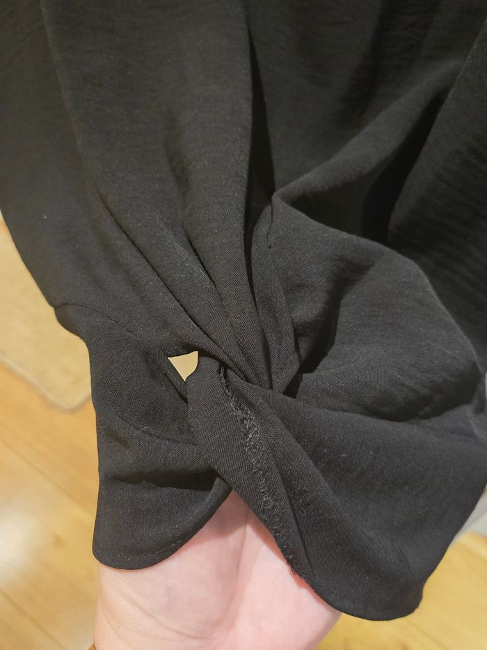 Blouse noire avec noeud T.44 Primark neuve - photo numéro 4