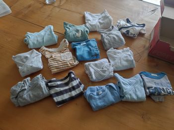 Lot bodies manches longues