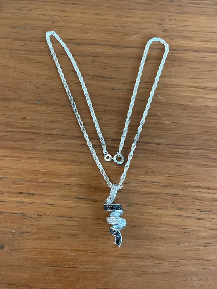 Collier et pendentif en argent 925 poinçonné - photo numéro 3