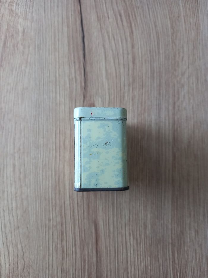 Boite ancienne en métal. - photo numéro 5