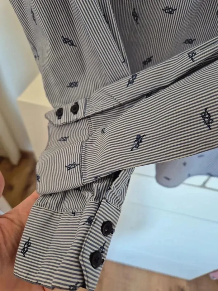 Chemise ZARA basic cintrée bleu à rayures Taille S 36 - photo numéro 7