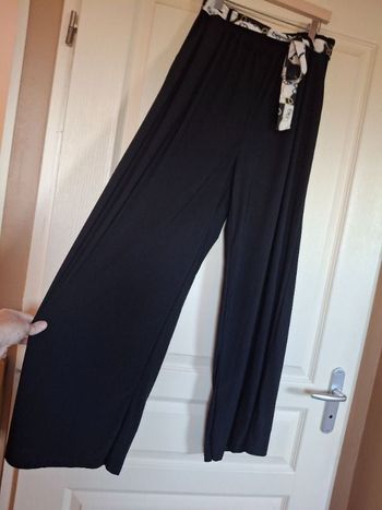Pantalon noir large et fluide NEUF ceinture foulard