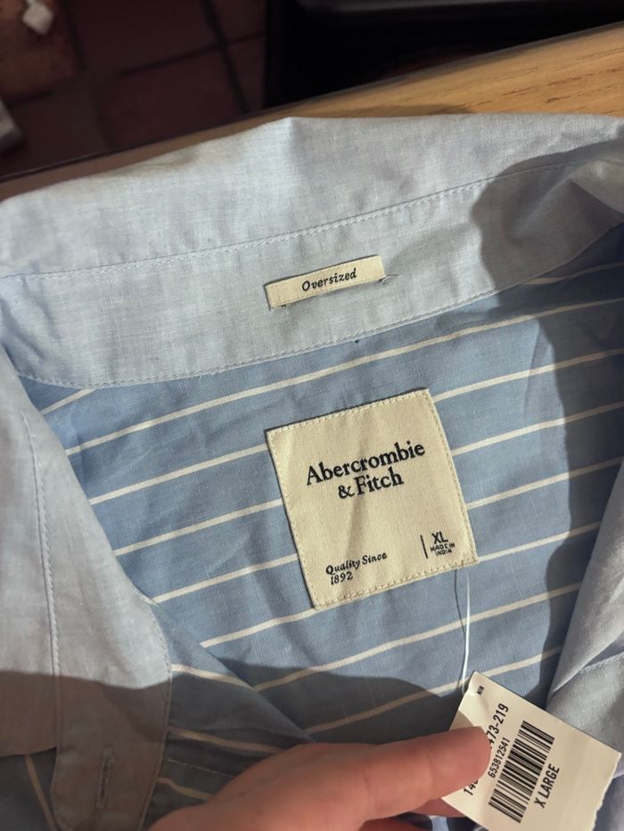 Chemise abercrombie et fitch XL - photo numéro 2