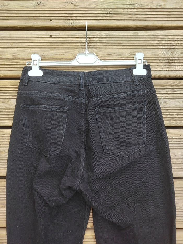 Jean Noir Coupe Mom – shein – Taille M  – Très Bon État - photo numéro 5