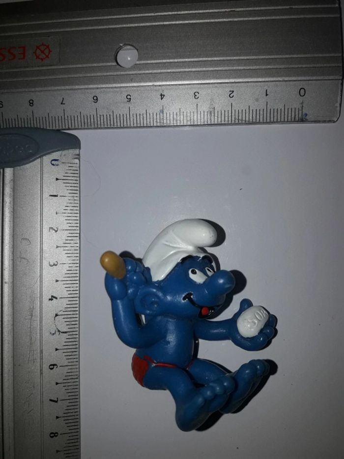 Schtroumpf figurine