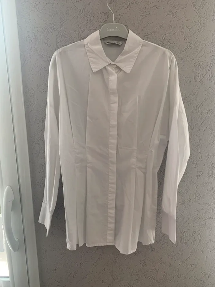 Chemise longue cintrée