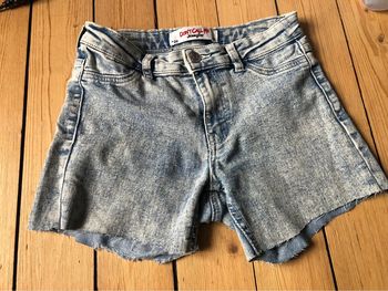 Short jeans