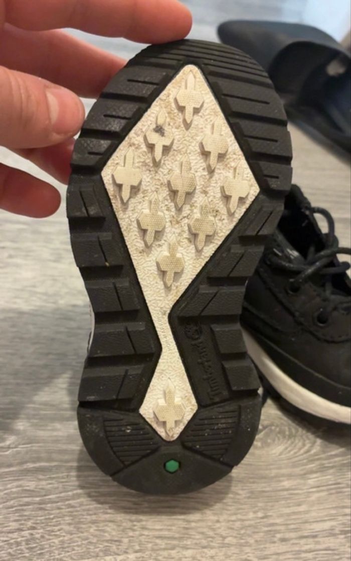 Timberland pointure 24 - photo numéro 2