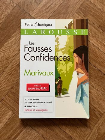 Livre Larousse les fausse confidences Marivaux Spécial Nouveau BAC