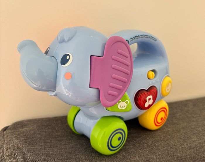 Éléphant pousse pousse Vtech