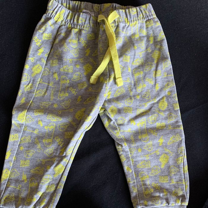 Lot 5 joggings 9 mois - photo numéro 5