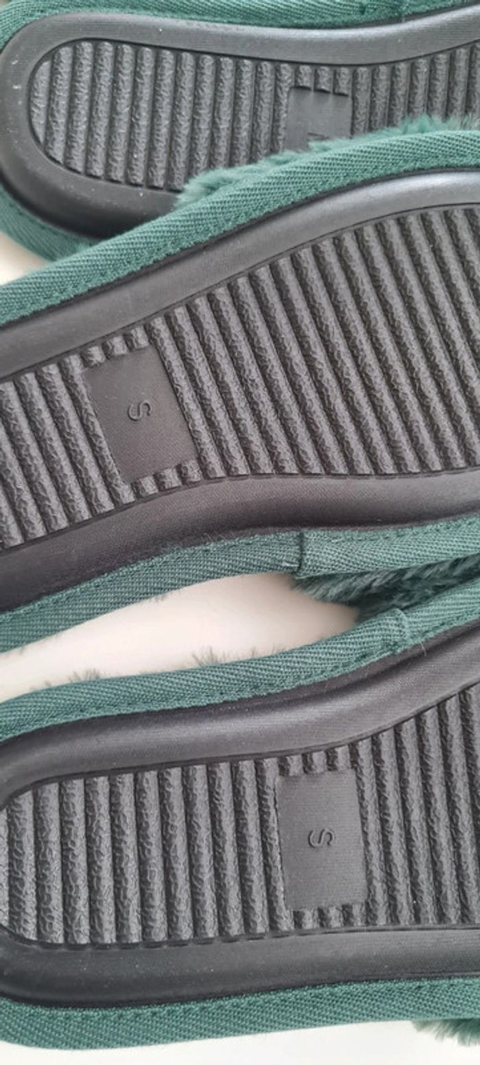2 paires de chaussons neuves par Victoria's secret - photo numéro 7