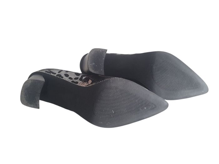 Escarpins Laura Vita - L'élégance Audacieuse & Artistique (T40)
- photo numéro 7