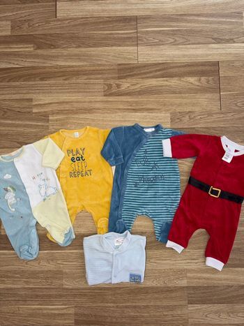 Lot de pyjama bébé garçon taille 1 mois 