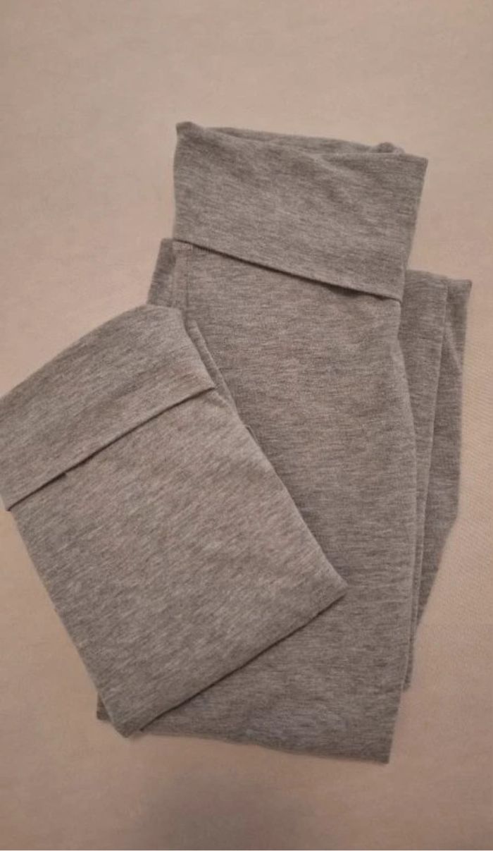 Ensemble gris