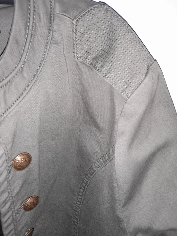 Veste kaki - photo numéro 4