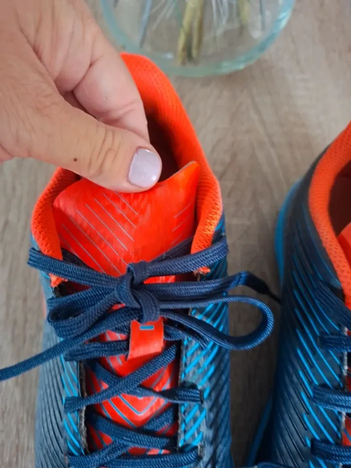 Chaussures de foot t38 - photo numéro 4