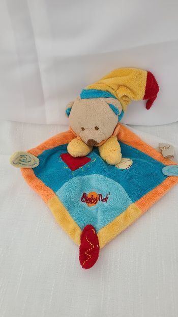 Doudou Ours Plat Bleu Jaune Orange Losange BABY NAT’