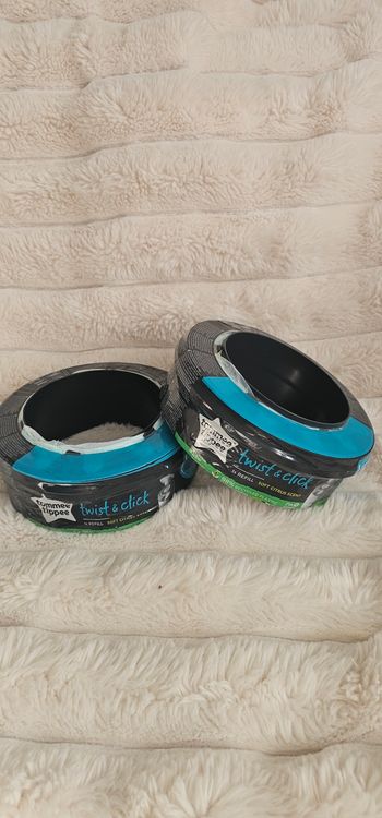 Lot de 2 recharges originales Twist & click Neufs 