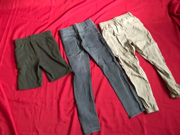 Lot de 2 panralons+1 shirt enfant taille 10 ans - photo numéro 3