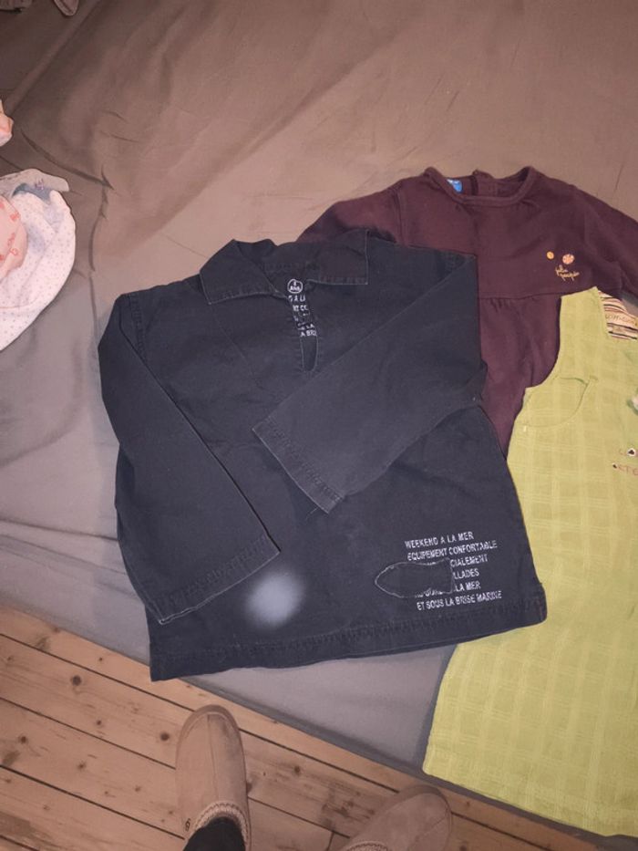 Lot de 4 pièces taille 8ans