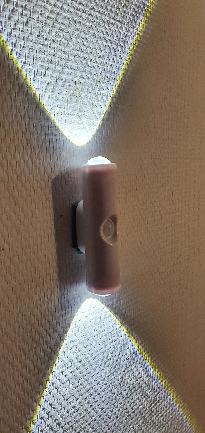 Veuilleuse inteligent détecteur de mouvement rechargeable USB neuf sur carton