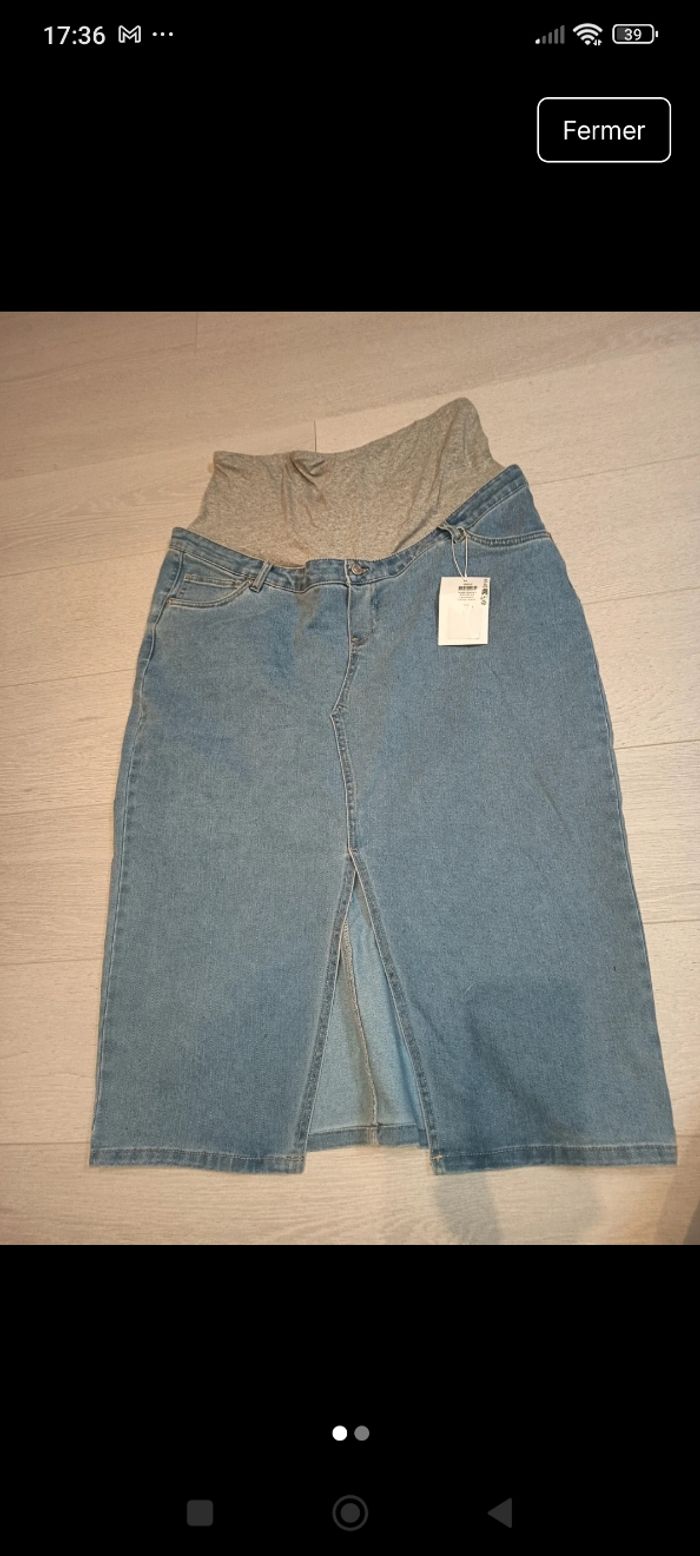 Jupe en jean de grossesse