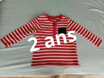 T-shirt manches longues taille 2 ans